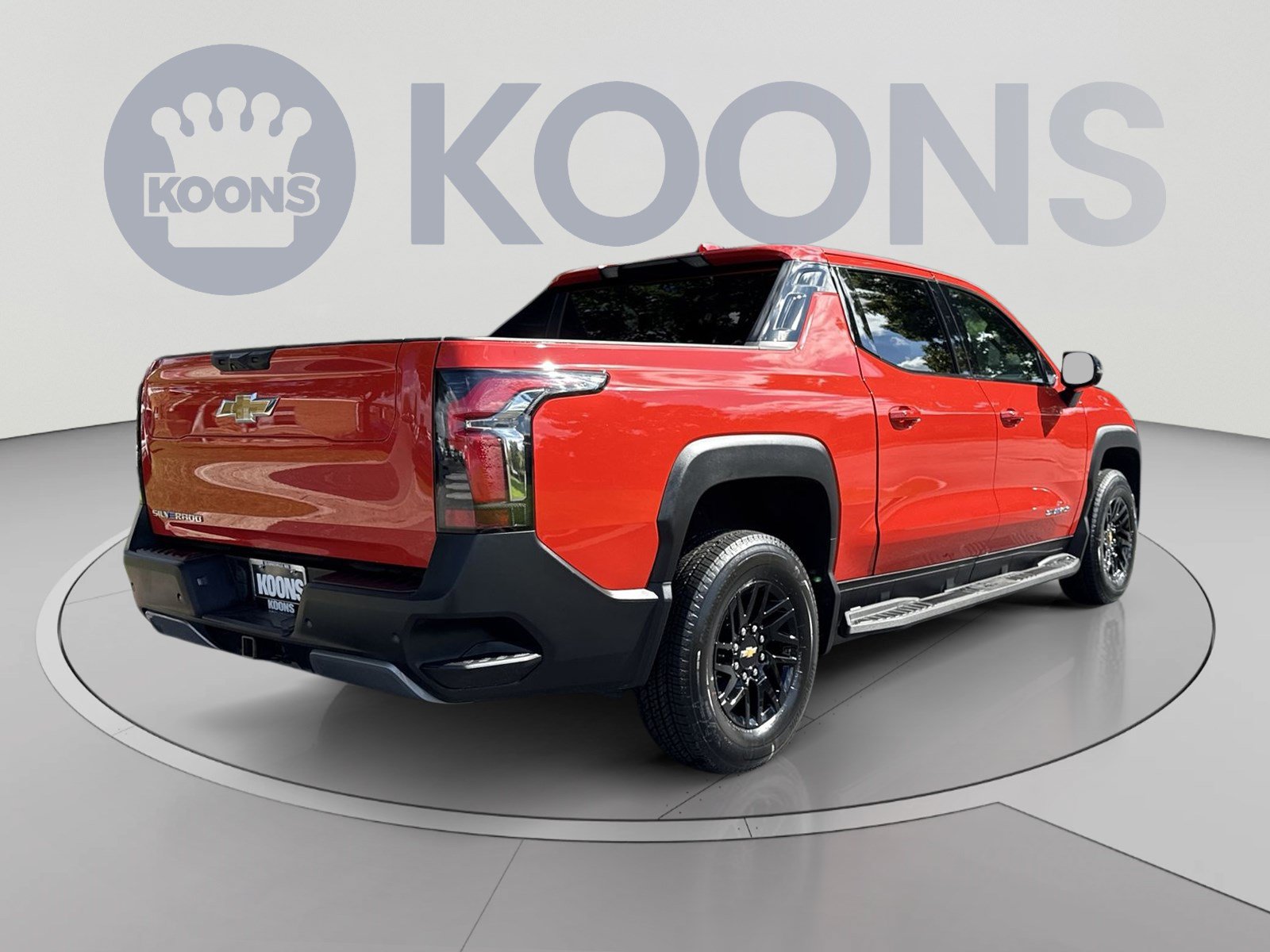 Used 2025 Chevrolet Silverado EV LT AWD/4WD image 7