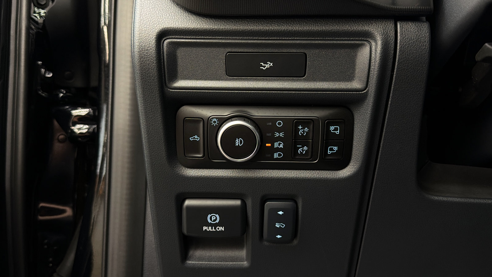 Used 2026 Ford F150 Lariat AWD/4WD image 29