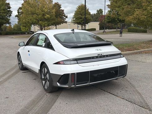 New 2025 Hyundai Ioniq 6 SE image 5
