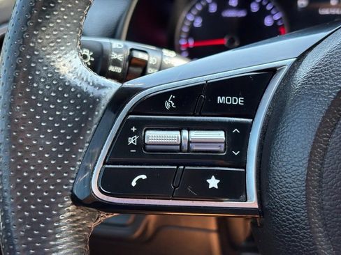 Used 2023 Kia Forte GT-Line w/ GT-Line Technology Package FWD image 17