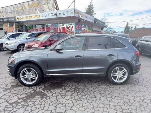 Used 2017 Audi Q5 2.0T Premium Plus w/ Technology Package image 3