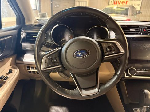 Used 2019 Subaru Outback 2.5i Premium AWD/4WD image 15