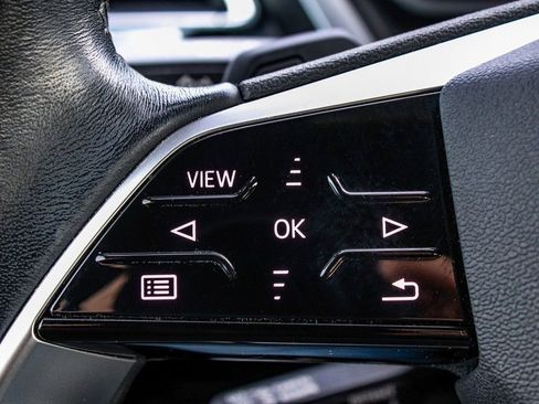 Used 2024 Audi Q4 e-tron Premium Plus w/ Premium Plus image 29