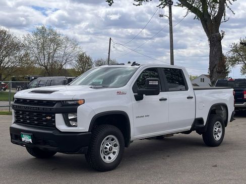 Used 2022 Chevrolet Silverado 3500 W/T w/ WT Convenience Package AWD/4WD image 4