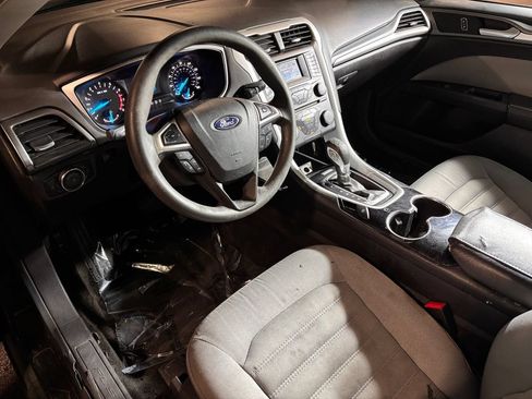 Used 2015 Ford Fusion S FWD image 11