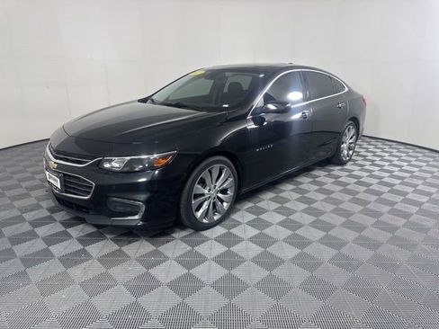 Used 2017 Chevrolet Malibu Premier w/ Premier Sun and Wheel Package image 7