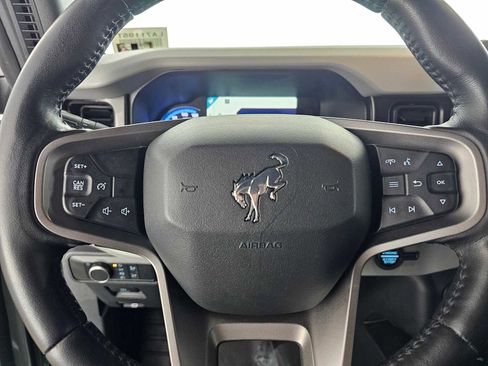 Used 2021 Ford Bronco Badlands w/ Sasquatch Package image 22