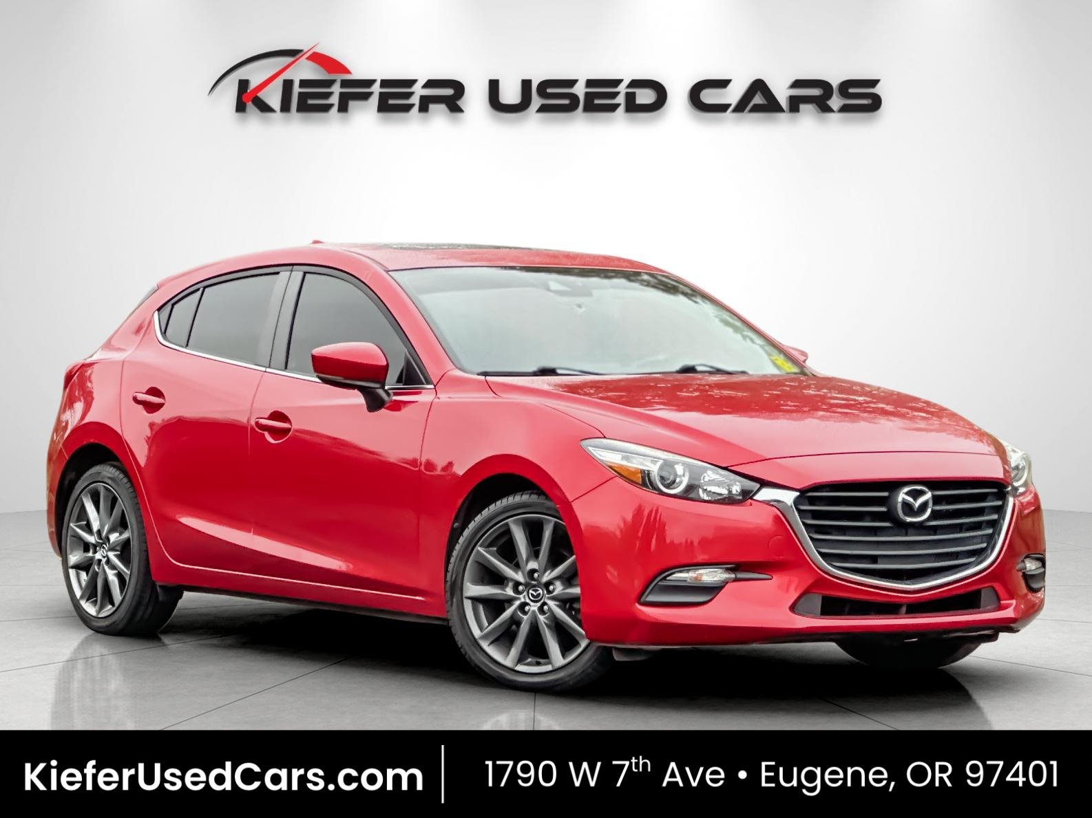 Used 2018 MAZDA MAZDA3 Touring FWD image 1