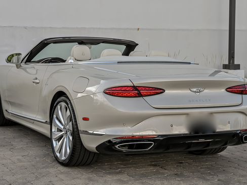 New 2026 Bentley Continental GTC image 6