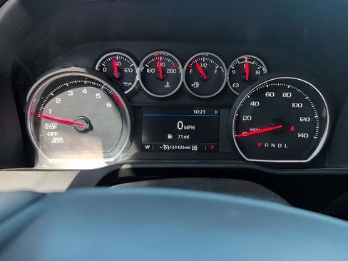 Used 2020 Chevrolet Silverado 1500 LT w/ Convenience Package image 11