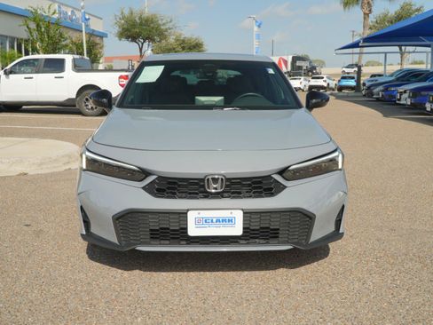 Used 2025 Honda Civic Sport image 2