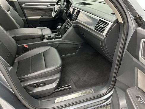 Used 2023 Volkswagen Atlas SEL R-Line AWD/4WD image 27