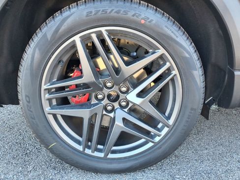 New 2026 Ford Explorer ST-Line w/ ST-Line Street Pack image 10