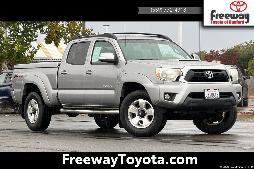 Used 2014 Toyota Tacoma PreRunner w/ TRD Sport Package RWD image 1
