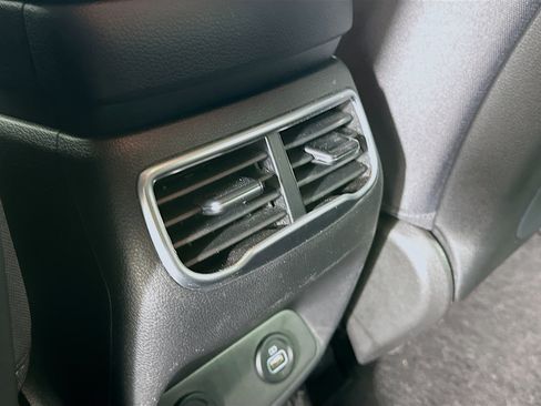 Used 2022 Hyundai Santa Fe SEL FWD image 26