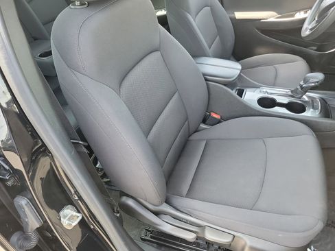 Used 2023 Chevrolet Malibu LT FWD image 21
