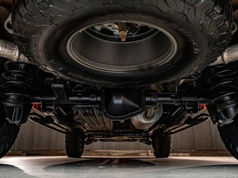 Used 2022 Ford F150 Raptor w/ Convenience Package image 15