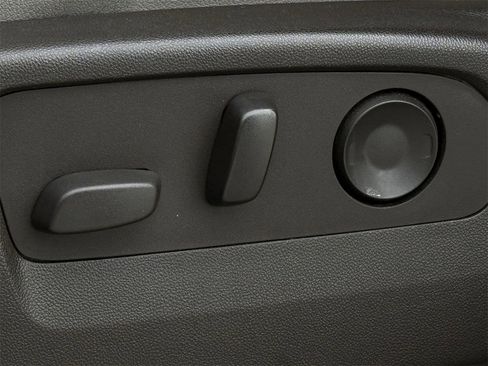 Certified 2021 Chevrolet Tahoe LT w/ LT Signature Package image 25