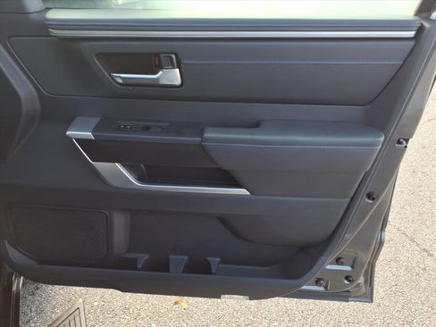 Used 2024 Toyota Tundra Platinum image 17