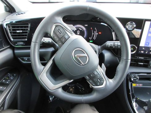 Used 2025 Lexus NX 350h 350h Base w/ Cold Area Package image 35