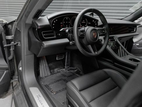 New 2025 Porsche Taycan 4S AWD/4WD image 4