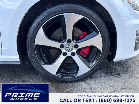 Used 2015 Volkswagen GTI SE w/ Lighting Package (SEL) FWD image 26