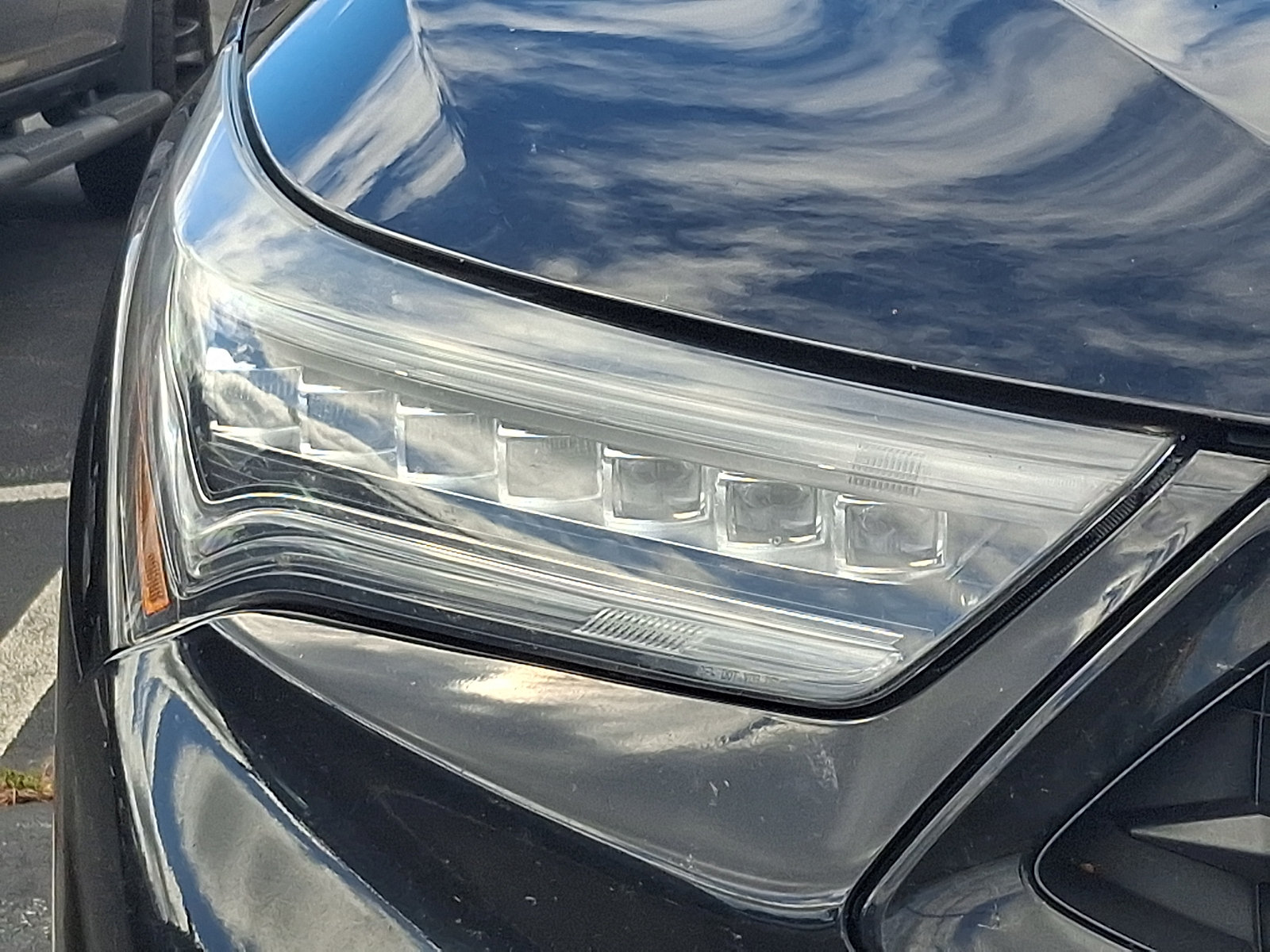 Used 2019 Acura RDX w/ Advance Package AWD/4WD image 3