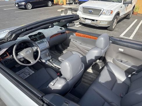 Used 2007 Toyota Solara SLE image 14