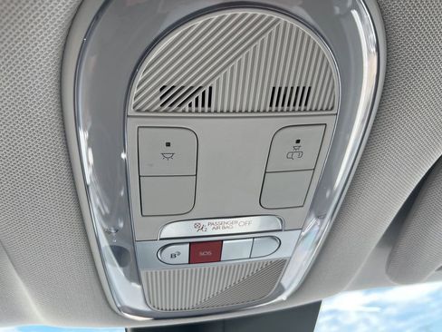 Used 2024 Hyundai Ioniq 5 SEL AWD/4WD image 19