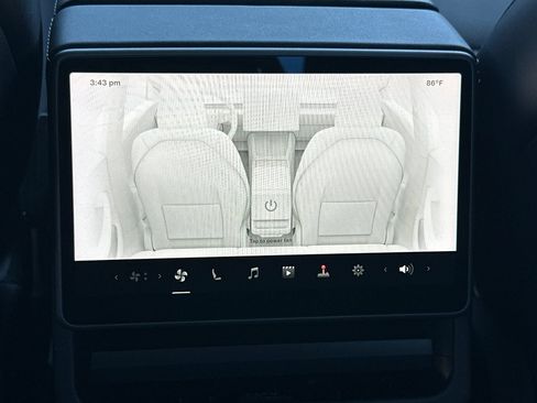 Used 2024 Tesla Model 3 Standard Range RWD image 37
