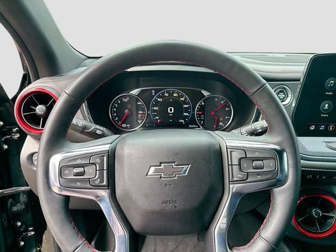 Used 2024 Chevrolet Blazer RS w/ Driver Confidence II Package FWD image 14