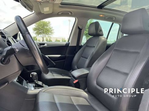 Used 2016 Volkswagen Tiguan SE FWD image 15