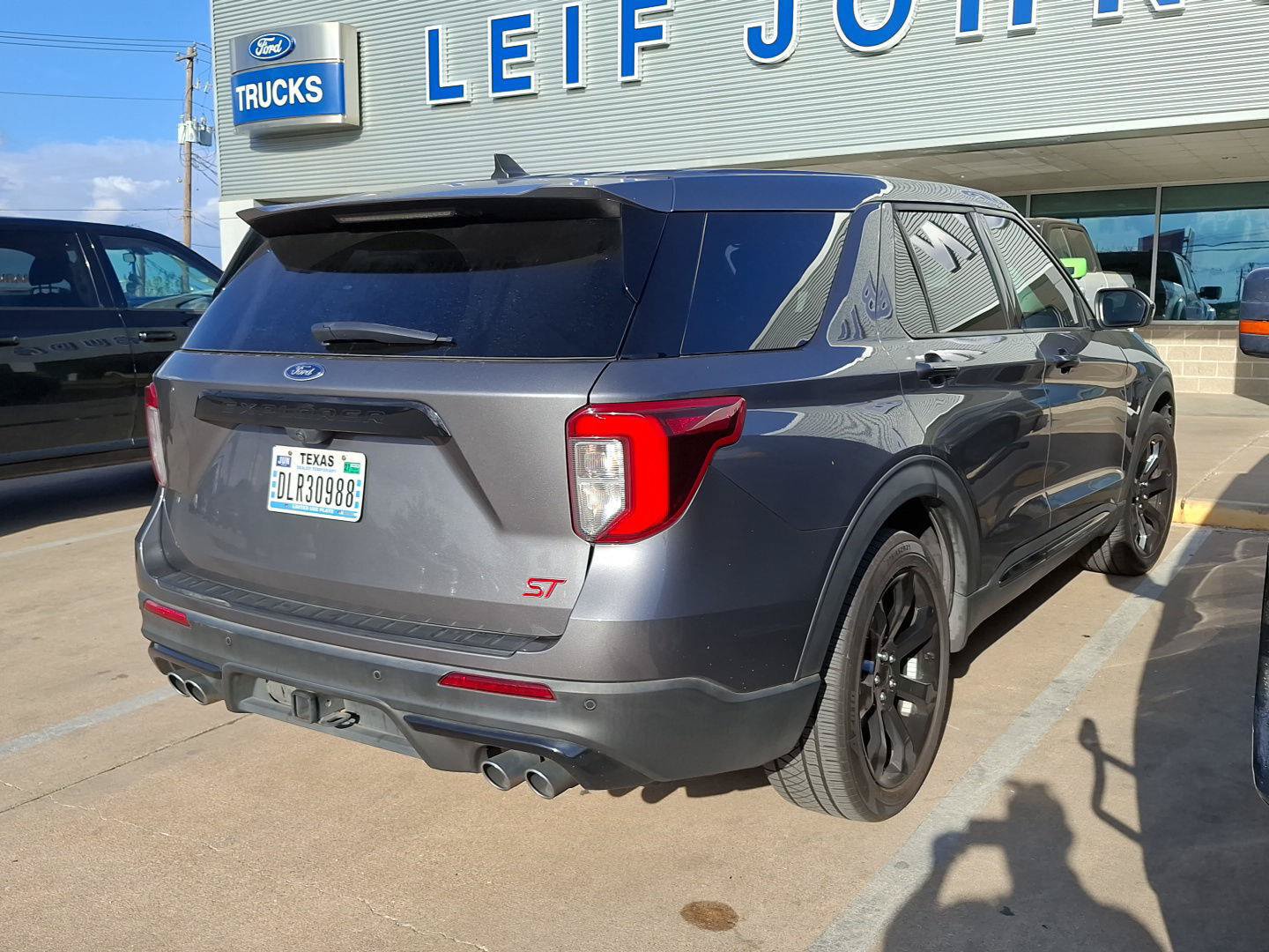 Used 2022 Ford Explorer ST w/ ST Street Pack RWD image 12