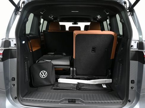 New 2025 Volkswagen ID. Buzz Pro S image 29