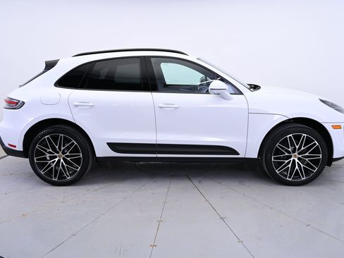 Used 2025 Porsche Macan image 8