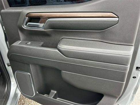 Used 2023 Chevrolet Silverado 1500 LT image 21