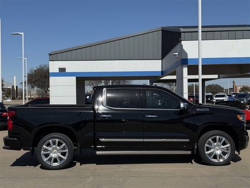 New 2026 Chevrolet Silverado 1500 High Country image 3