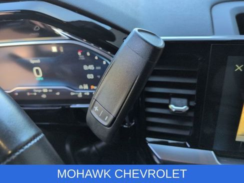Used 2023 Chevrolet Silverado 1500 RST AWD/4WD image 17