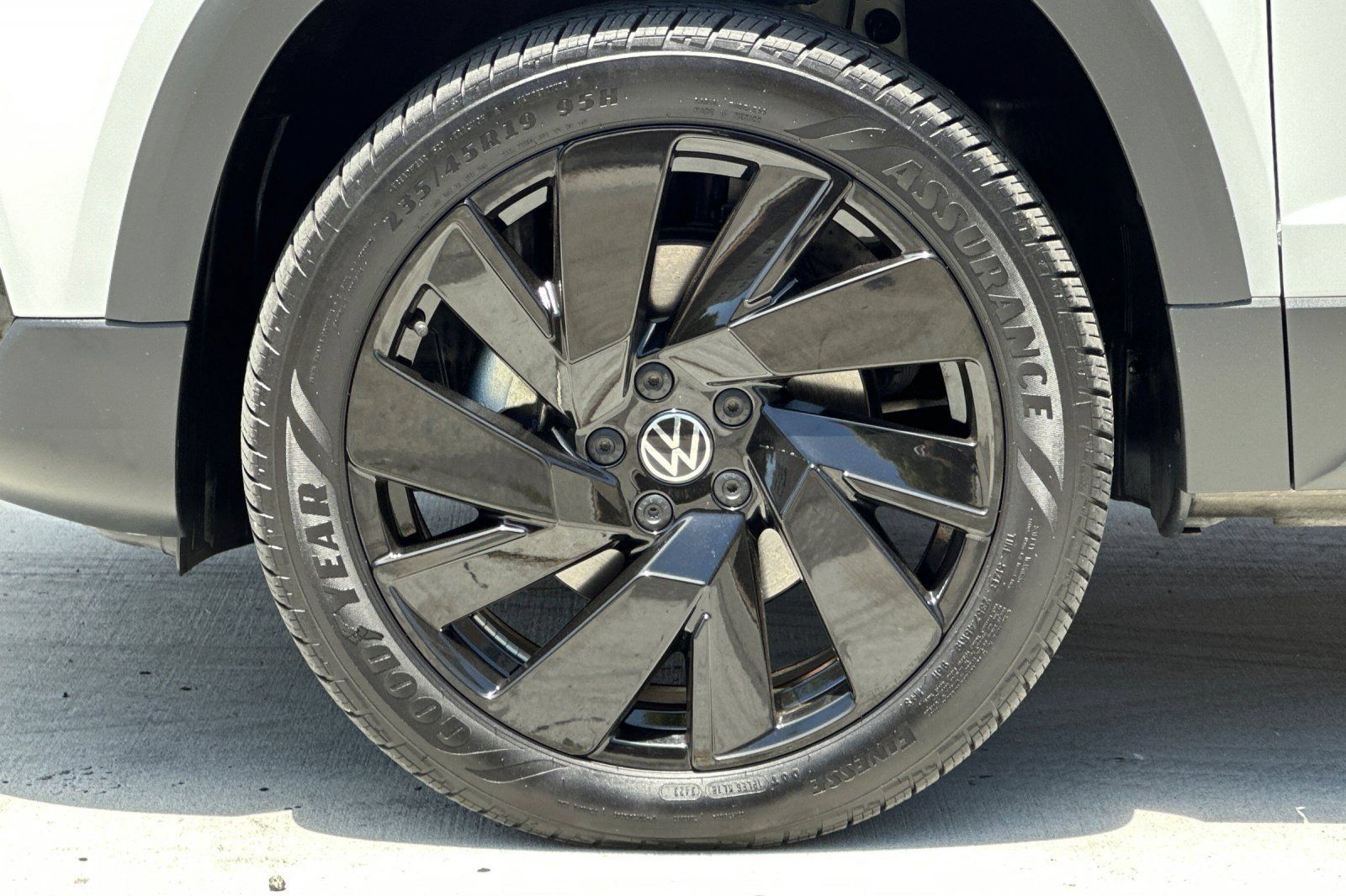 Used 2024 Volkswagen Taos SE AWD/4WD image 26