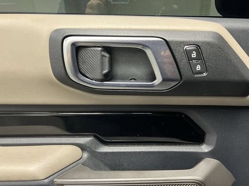 Used 2022 Ford Bronco Wildtrak AWD/4WD image 23
