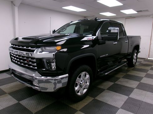 Used 2022 Chevrolet Silverado 2500 LTZ w/ LTZ Plus Package AWD/4WD image 1