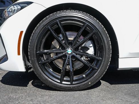 Certified 2023 BMW 330i Sedan w/ M Sport Package RWD image 9