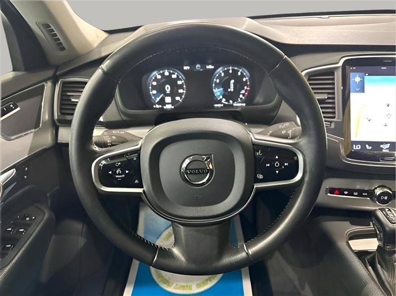 Used 2016 Volvo XC90 T6 Momentum AWD/4WD image 18