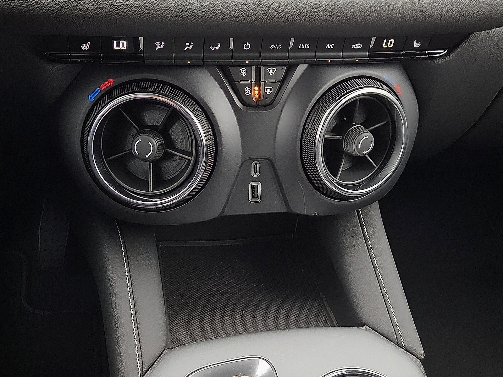 New 2026 Chevrolet Blazer LT FWD image 17