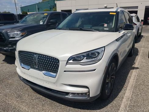 Used 2020 Lincoln Aviator Reserve w/ Equipment Group 202A AWD/4WD image 2