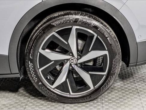 Used 2023 Volkswagen ID.4 S RWD image 35