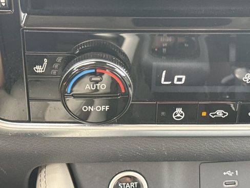 Certified 2023 Nissan Rogue SL AWD/4WD image 19