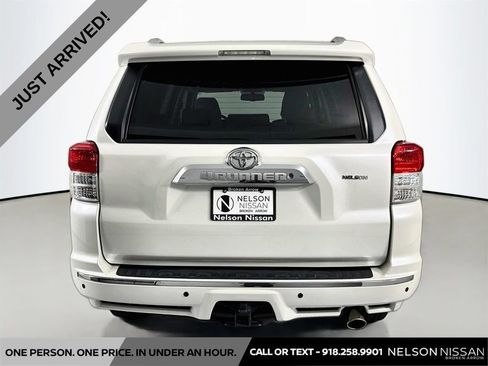 Used 2010 Toyota 4Runner SR5 RWD image 6