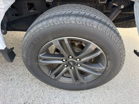 Used 2022 Ford F150 XLT w/ Equipment Group 302A High AWD/4WD image 13