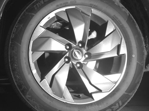 Used 2025 Nissan Rogue SV FWD image 14